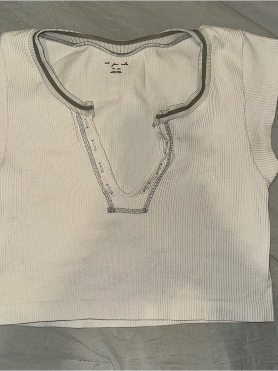 Urban Outfitters Tops - Urban Outfitters White Ribbed Top with Olive Trim